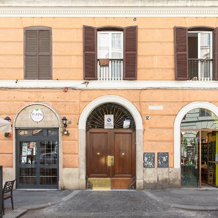 Iflat A Sparkle Of Red In Trastevere Rome Exterior photo
