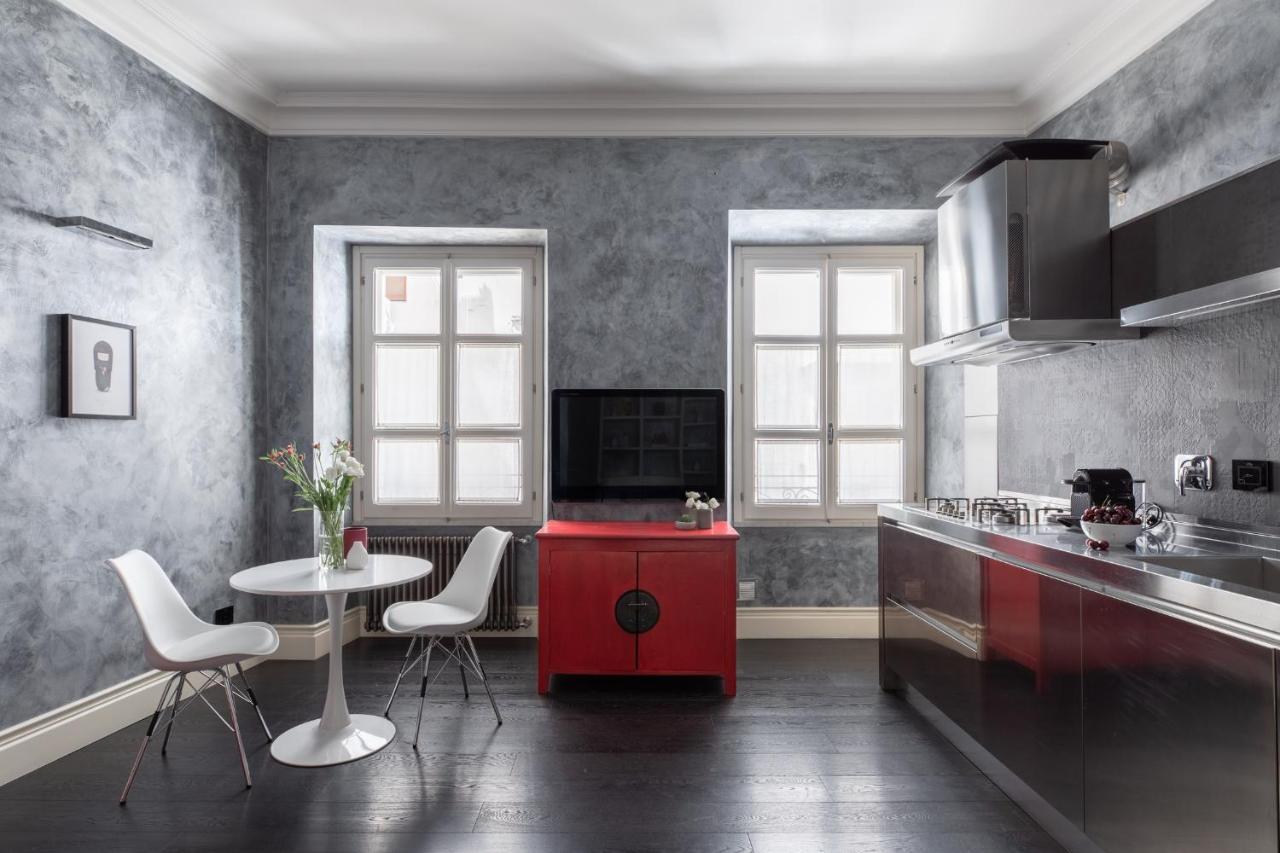 Iflat A Sparkle Of Red In Trastevere Rome Exterior photo